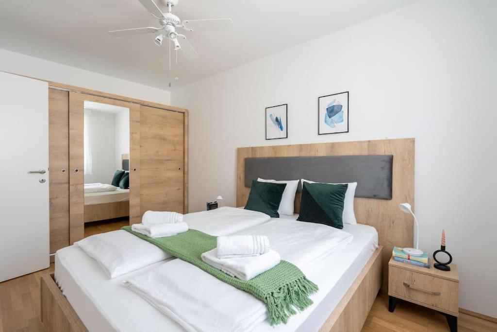 Trendy 1Br, Direct City Access By Hm เวียนนา ภายนอก รูปภาพ