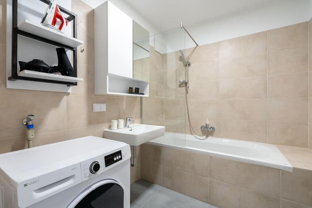 Trendy 1Br, Direct City Access By Hm เวียนนา ภายนอก รูปภาพ